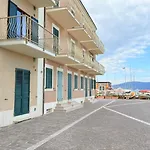 P056 - Porto Recanati, Comodo Trilocale Fronte Mare Apartment Porto Recanati