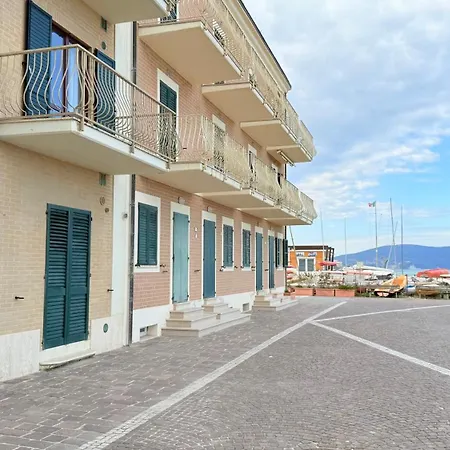P056 - Porto Recanati, Comodo Trilocale Fronte Mare Διαμέρισμα Porto Recanati