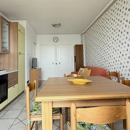 P056 - Porto Recanati, Comodo Trilocale Fronte Mare Διαμέρισμα *