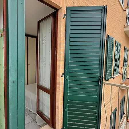 P056 - Porto Recanati, Comodo Trilocale Fronte Mare Διαμέρισμα *