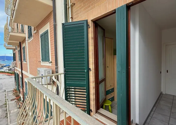 P056 - Porto Recanati, Comodo Trilocale Fronte Mare * Porto Recanati