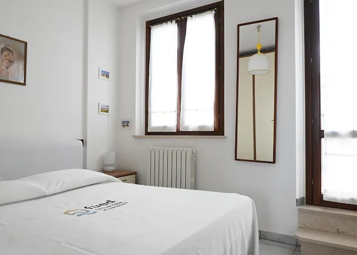 P056 - Porto Recanati, Comodo Trilocale Fronte Mare Διαμέρισμα Porto Recanati