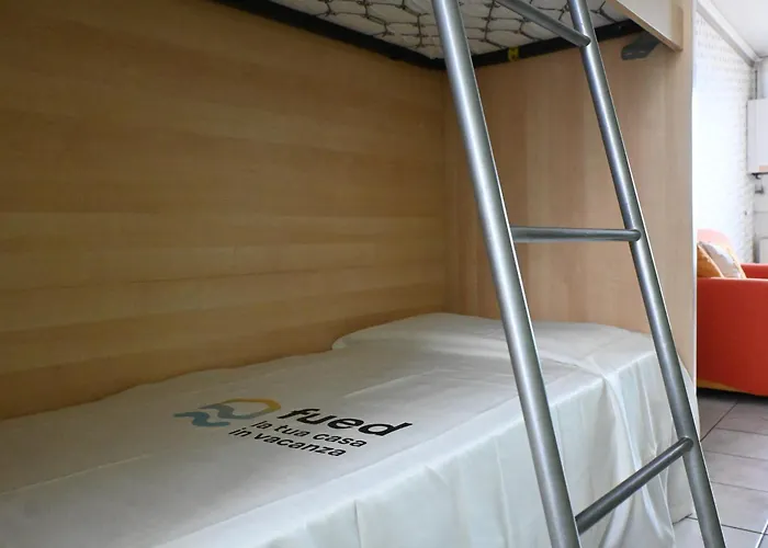 Διαμέρισμα P056 - Porto Recanati, Comodo Trilocale Fronte Mare *