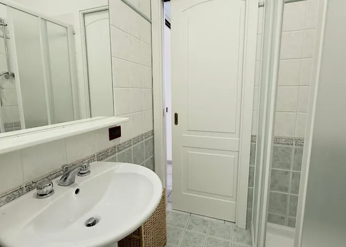 P056 - Porto Recanati, Comodo Trilocale Fronte Mare * Porto Recanati